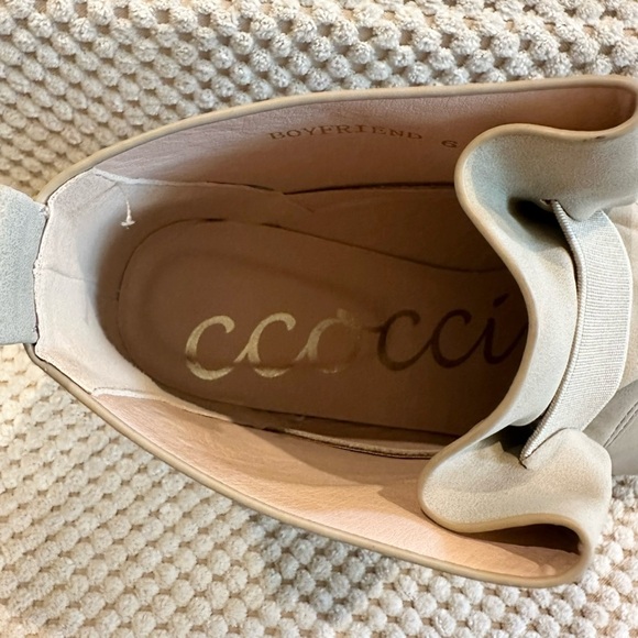 Ccocci Tan Ankle Booties with Elastic Front Panel-Sz 6 - Picture 5 of 9